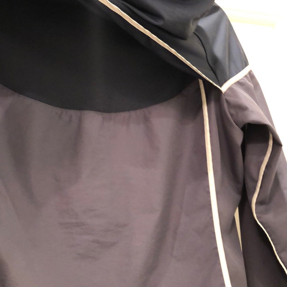 Nike Windrunner Jacket - image 3